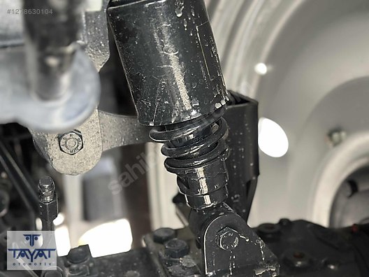 Machinery / Agricultural Machines / Tractors / New Holland / T5.140