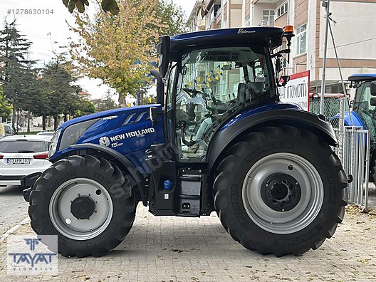 Machinery / Agricultural Machines / Tractors / New Holland / T5.140