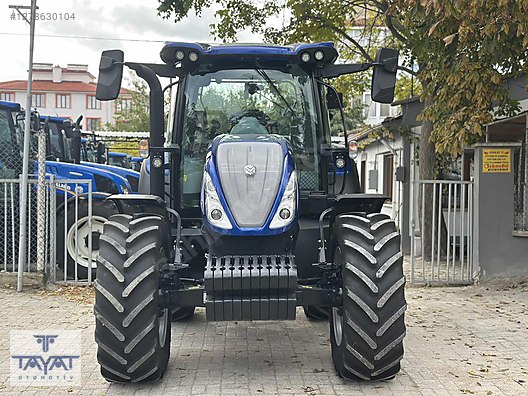 Machinery / Agricultural Machines / Tractors / New Holland / T5.140