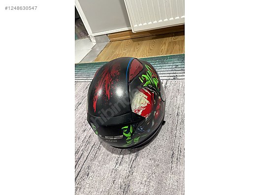 Vehicle Parts / Motorcycle Equipment / Helmet, Dress & Equipments / Helmets