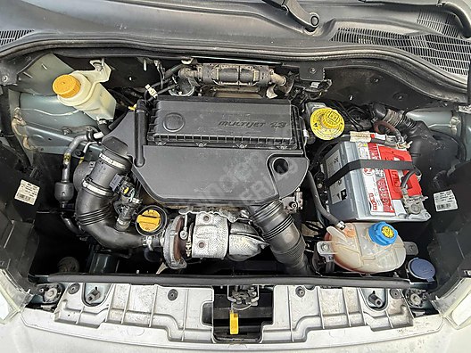 Vasıta / Minivan & Panelvan / Fiat / Fiorino Combi / 1.3 Multijet Emotion