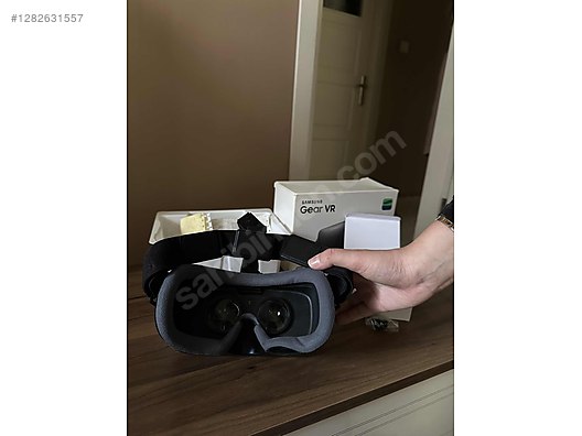 Used & Brand New Items / Cell Phones & Accessories / Wearable Technology / Smartglasses