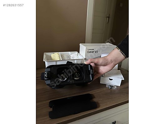 Used & Brand New Items / Cell Phones & Accessories / Wearable Technology / Smartglasses