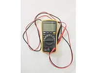 Fluke 17B çok temiz şantiye yüzü görmedi çiziksiz