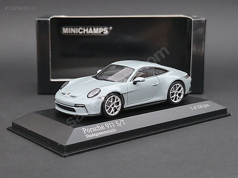 Minichamps Diecast Model 1:43 Porsche Araba - 1325633131