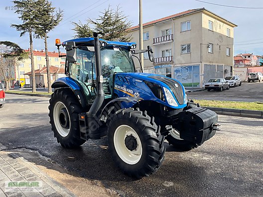 Machinery / Agricultural Machines / Tractors / New Holland / T6.175