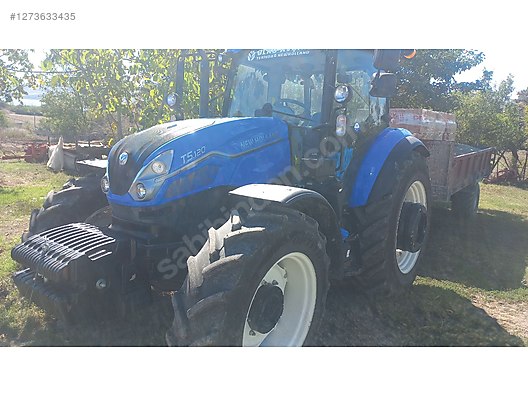 Machinery / Agricultural Machines / Tractors / New Holland / T5.120