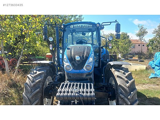 Machinery / Agricultural Machines / Tractors / New Holland / T5.120