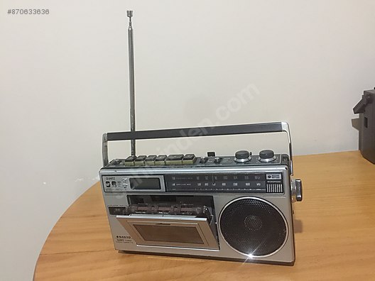 Sanyo M 1950f Radio Cassette Madin Japan Sanyo Ikinci El Radyo Fiyatlari Sahibinden Com Da 870633636