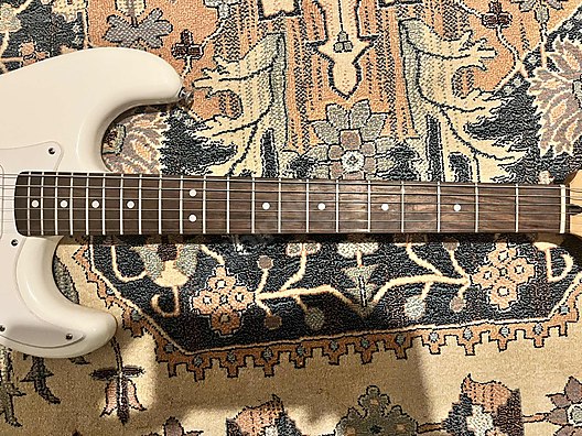 Squier Elektro Gitar