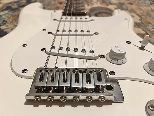 İkinci El ve Sıfır Alışveriş / Müzik / Müzik Aletleri / Telli Çalgılar / Gitar / Elektro