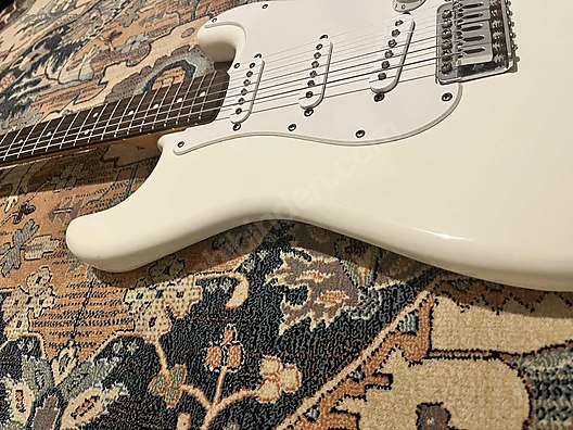 İkinci El ve Sıfır Alışveriş / Müzik / Müzik Aletleri / Telli Çalgılar / Gitar / Elektro