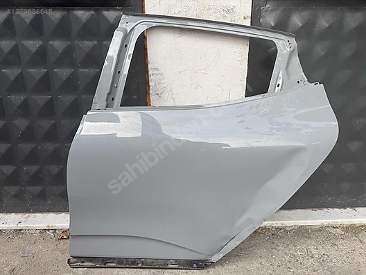 RENAULT CLİO 5 NARDO GRİ SOL ARKA KAPI ÇIKMA ORJİNAL 821017920R