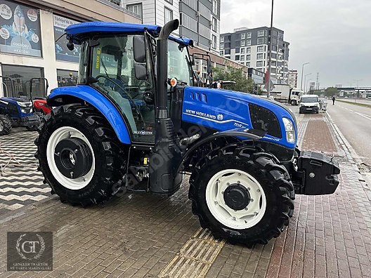 Machinery / Agricultural Machines / Tractors / New Holland / TD5.90