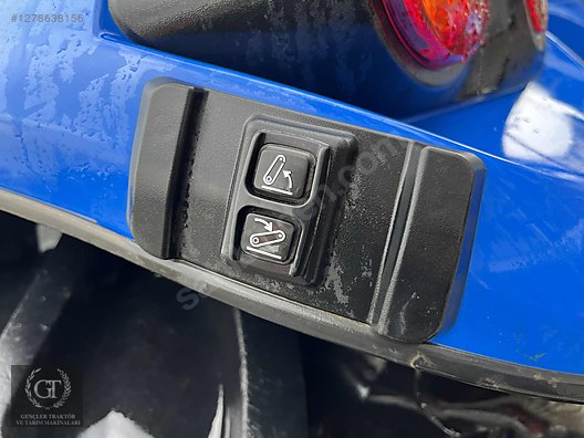 Machinery / Agricultural Machines / Tractors / New Holland / TD5.90