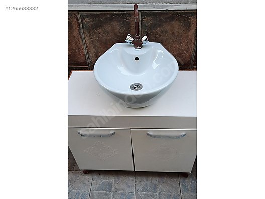 Used & Brand New Items / Garden & Home Improvement / Home Improvement / Bathroom & Kitchen / Bathroom Cabinets