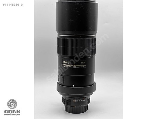 nikon 300mm telephoto lens