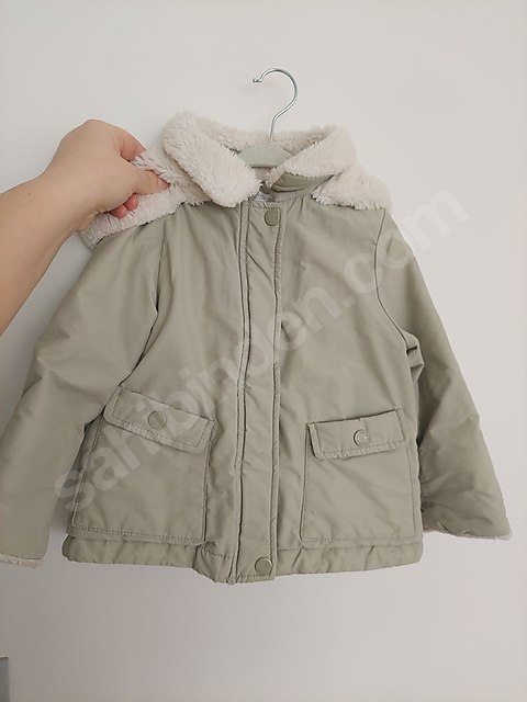 Mango kız bebek mont