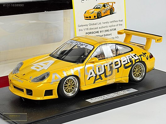 Autoart Diecast Model 1:18 Porsche Araba - 1311638990