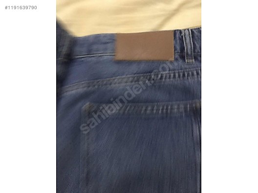 Used & Brand New Items / Clothing & Accessories / Women / Clothing / Shorts