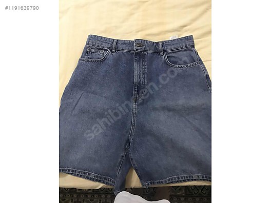 Used & Brand New Items / Clothing & Accessories / Women / Clothing / Shorts