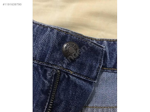 Used & Brand New Items / Clothing & Accessories / Women / Clothing / Shorts