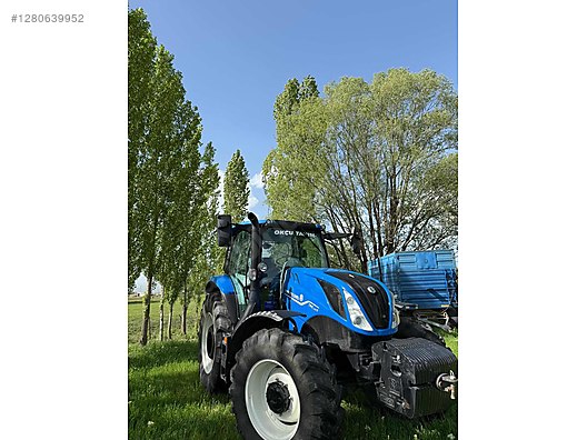 Machinery / Agricultural Machines / Tractors / New Holland / TR6.145S