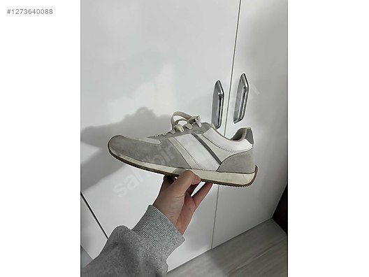 Used & Brand New Items / Clothing & Accessories / Men / Shoes / Casual Shoes