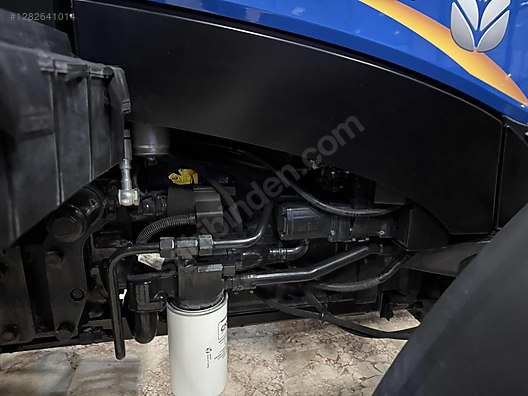 Machinery / Agricultural Machines / Tractors / New Holland / TR5.110