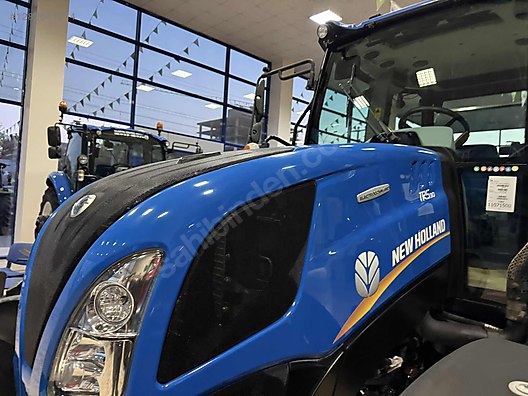 Machinery / Agricultural Machines / Tractors / New Holland / TR5.110