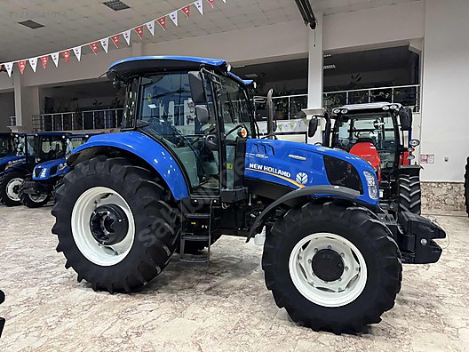 Machinery / Agricultural Machines / Tractors / New Holland / TR5.110