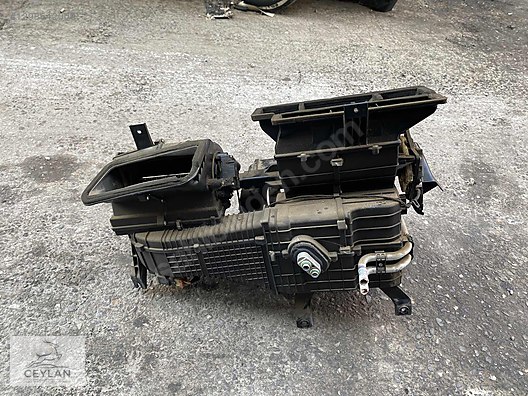 KİA SPORTAGE KALORİFER KAZANI KOMPLE küçük görsel 6