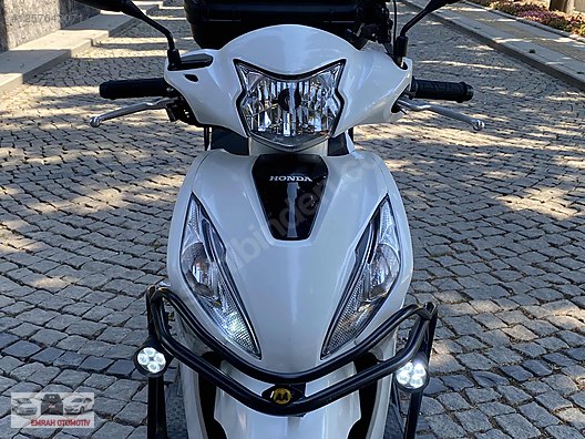 Beyaz Honda Dio Otomatik