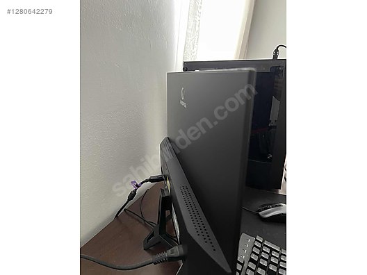 24 inç Rampage Oyuncu Monitörü