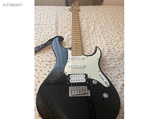 İkinci El ve Sıfır Alışveriş / Müzik / Müzik Aletleri / Telli Çalgılar / Gitar / Elektro