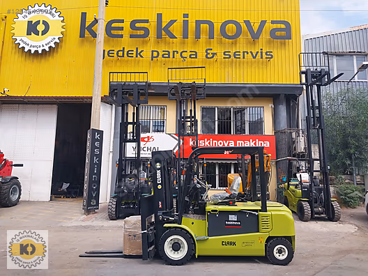 2024 CLARK 5 TON AKÜLÜ FORKLİFT 4300MM TRP ASANSÖR 10 SAATTE
