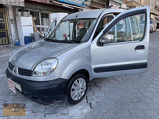 renault kangoo multix 1 5 dci expression emre otomotiv den nadir bulunan hususi otomobil sahibinden comda 975644532