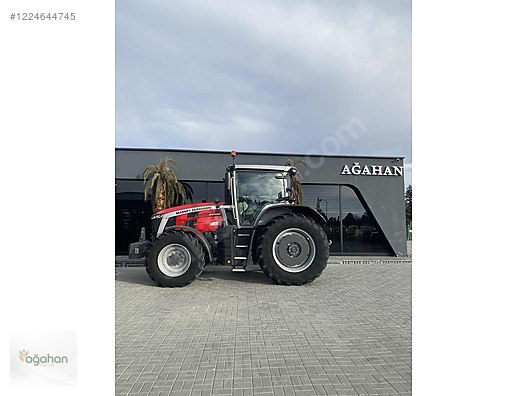 Machinery / Agricultural Machines / Tractors / Massey Ferguson / 8S.265