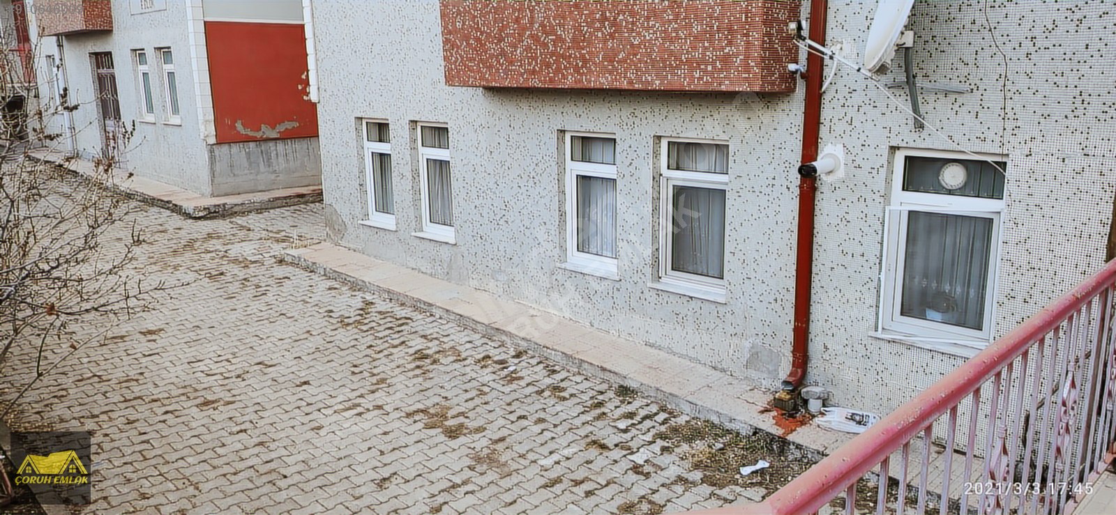 ŞEHİR MERKEZİ BAYBURT EVLERİNDE 3+1 SATILIK DAİRE Satılık Daire