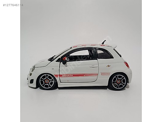 Burago Diecast Model 1:24 Fiat Araba
