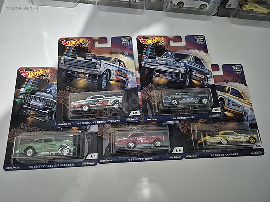 Hot Wheels Diecast Model 1:64 Chevrolet Araba - 1329646174