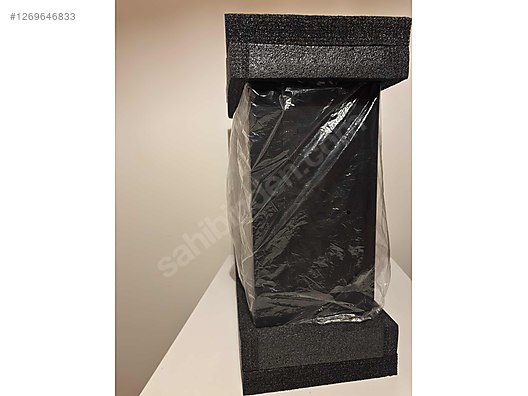 Used & Brand New Items / Computers / Desktops / Desktop Components / Cases