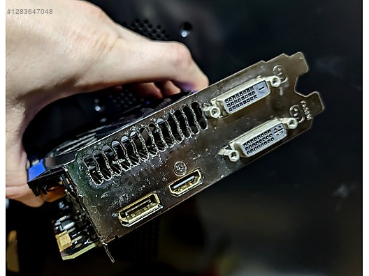 128 Gigabyte Ekran Kartı