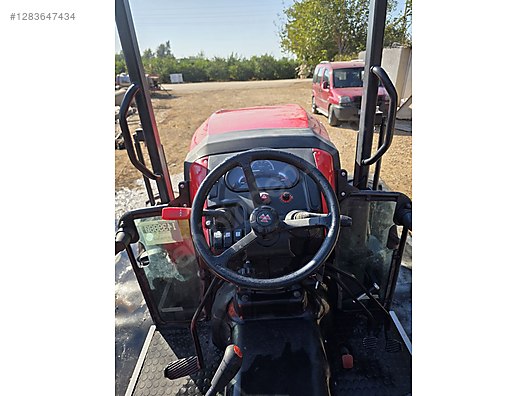 Machinery / Agricultural Machines / Tractors / Massey Ferguson / 3FR.105