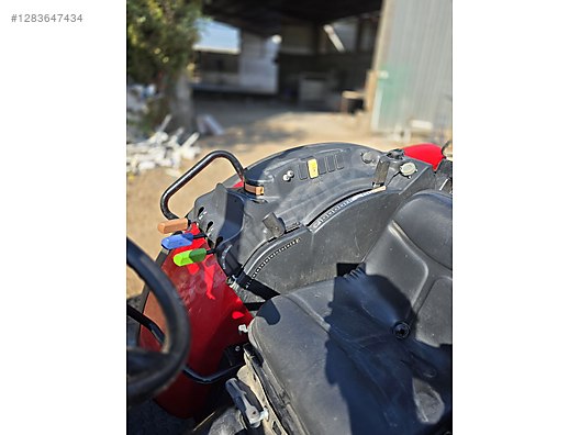 Machinery / Agricultural Machines / Tractors / Massey Ferguson / 3FR.105