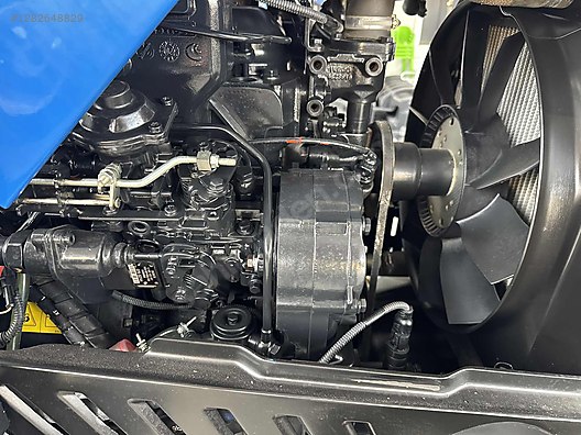 Machinery / Agricultural Machines / Tractors / New Holland / TD4.65B