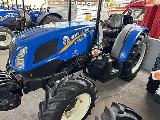 Machinery / Agricultural Machines / Tractors / New Holland / TD4.65B