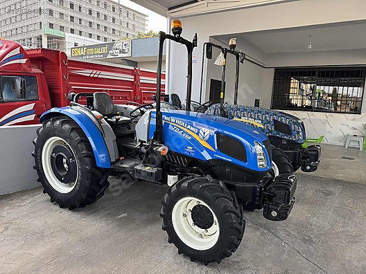 Machinery / Agricultural Machines / Tractors / New Holland / TD4.65B