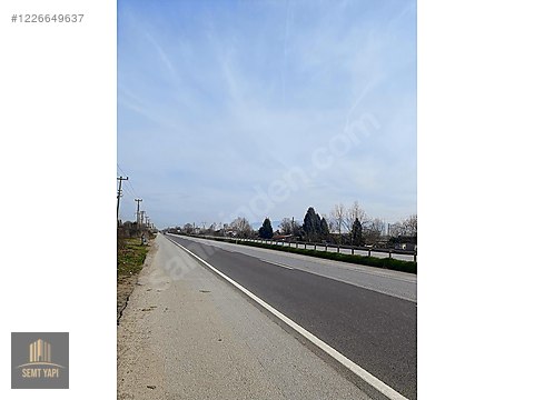 MÜKEMMEL KONUMDA ANA YOLA CEPHE SATILIK ARSA