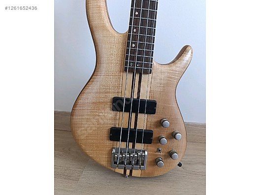 İkinci El ve Sıfır Alışveriş / Müzik / Müzik Aletleri / Telli Çalgılar / Gitar / Bas